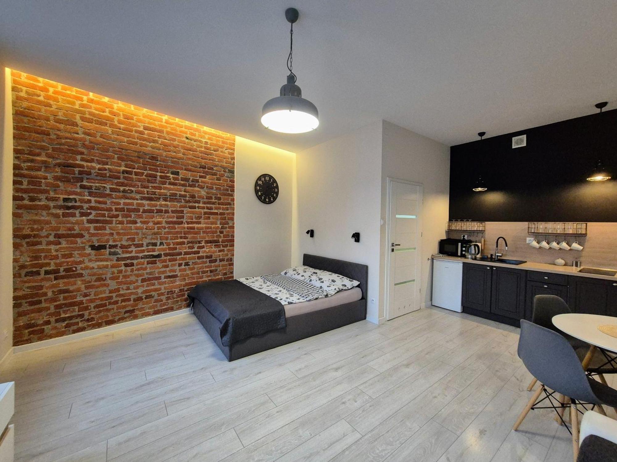 Charming Apartment In The City Centre, Lodz Экстерьер фото