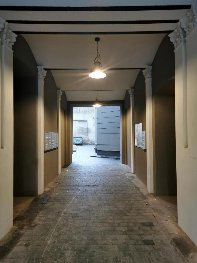 Charming Apartment In The City Centre, Lodz Экстерьер фото